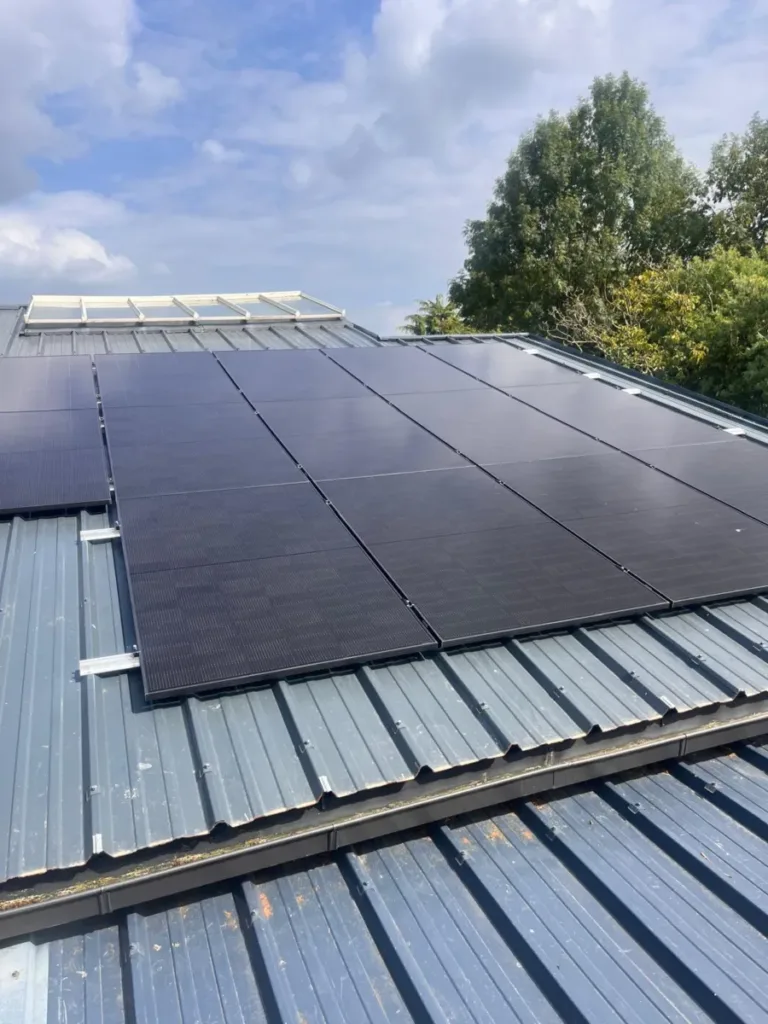 Panneaux solaires sur toit - 7KW - Plaudren Artyseo