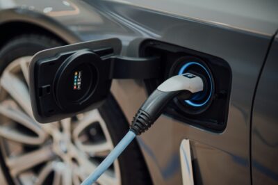 Mobilité électrique : un levier pour réduire nos émissions de CO₂